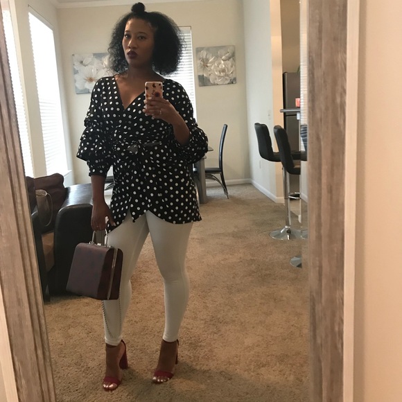 Polka dot top - Picture 2 of 4